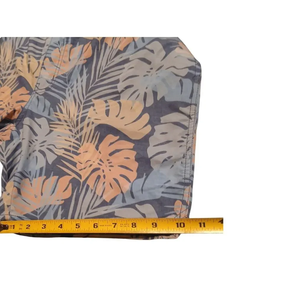 Travis Matthews Swim Shorts Mens‎ Sz M Blue Tropical Island Floral Beach Pocket